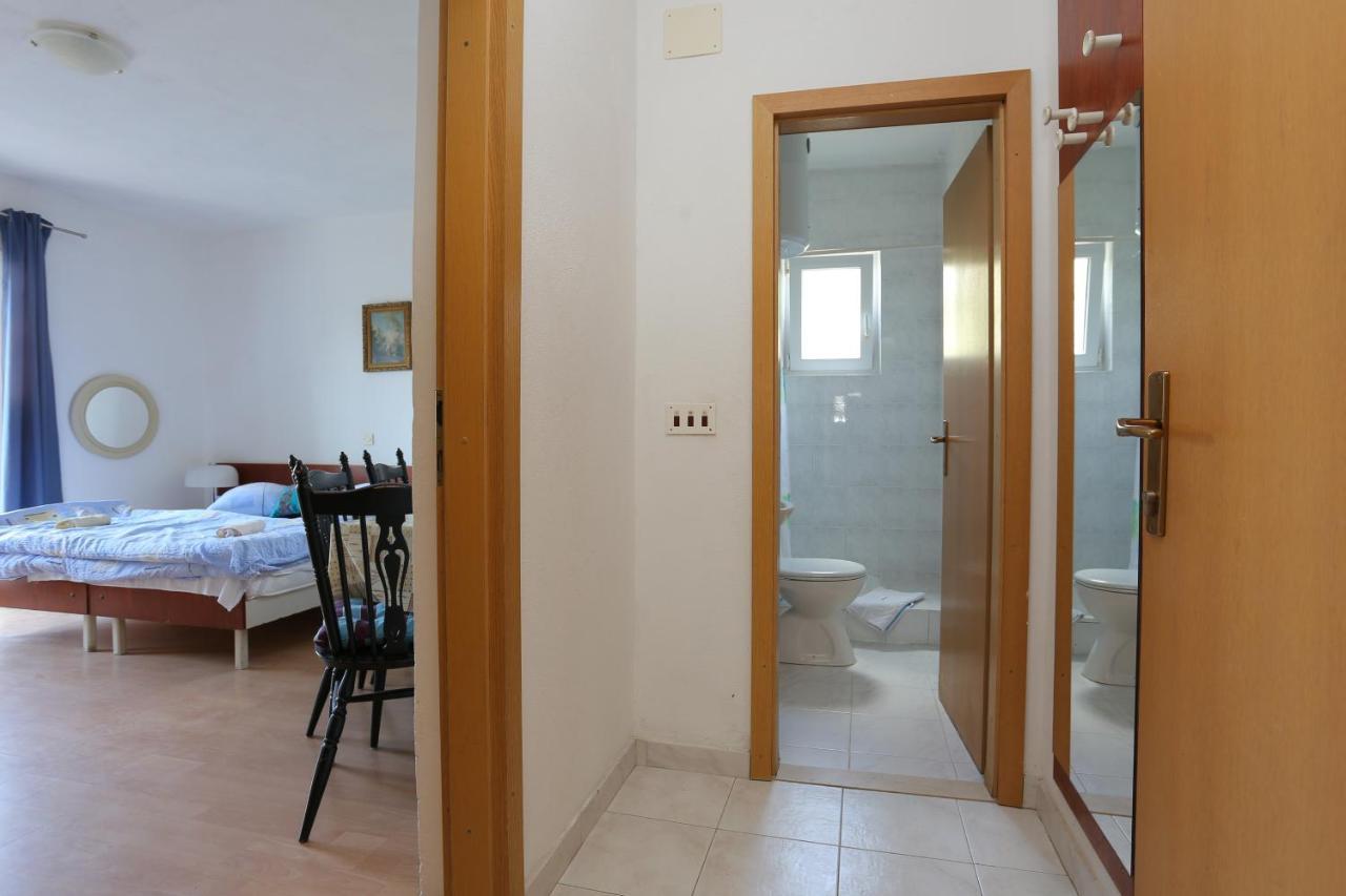 Apartments With A Parking Space Tucepi, Makarska - 2676 Exterior foto