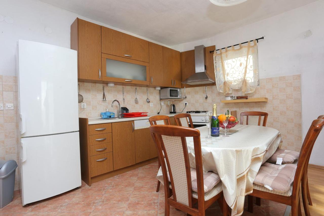 Apartments With A Parking Space Tucepi, Makarska - 2676 Exterior foto